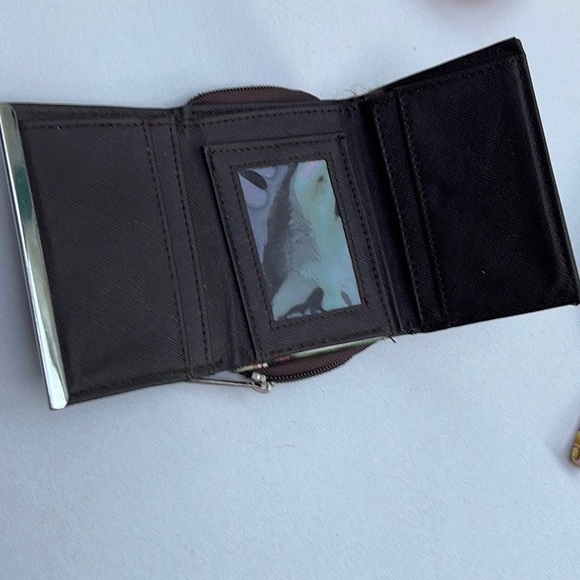 Dog Wallet & Butterfly Key Chain Wallet - Picture 5 of 12